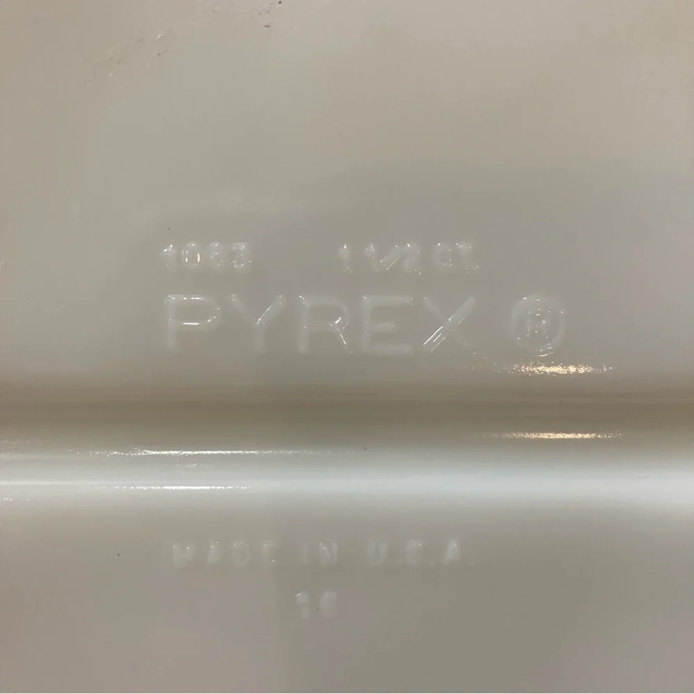 Vintage Solid White PYREX Divided Casserole Dish No Lid 1 1/2 Qt.